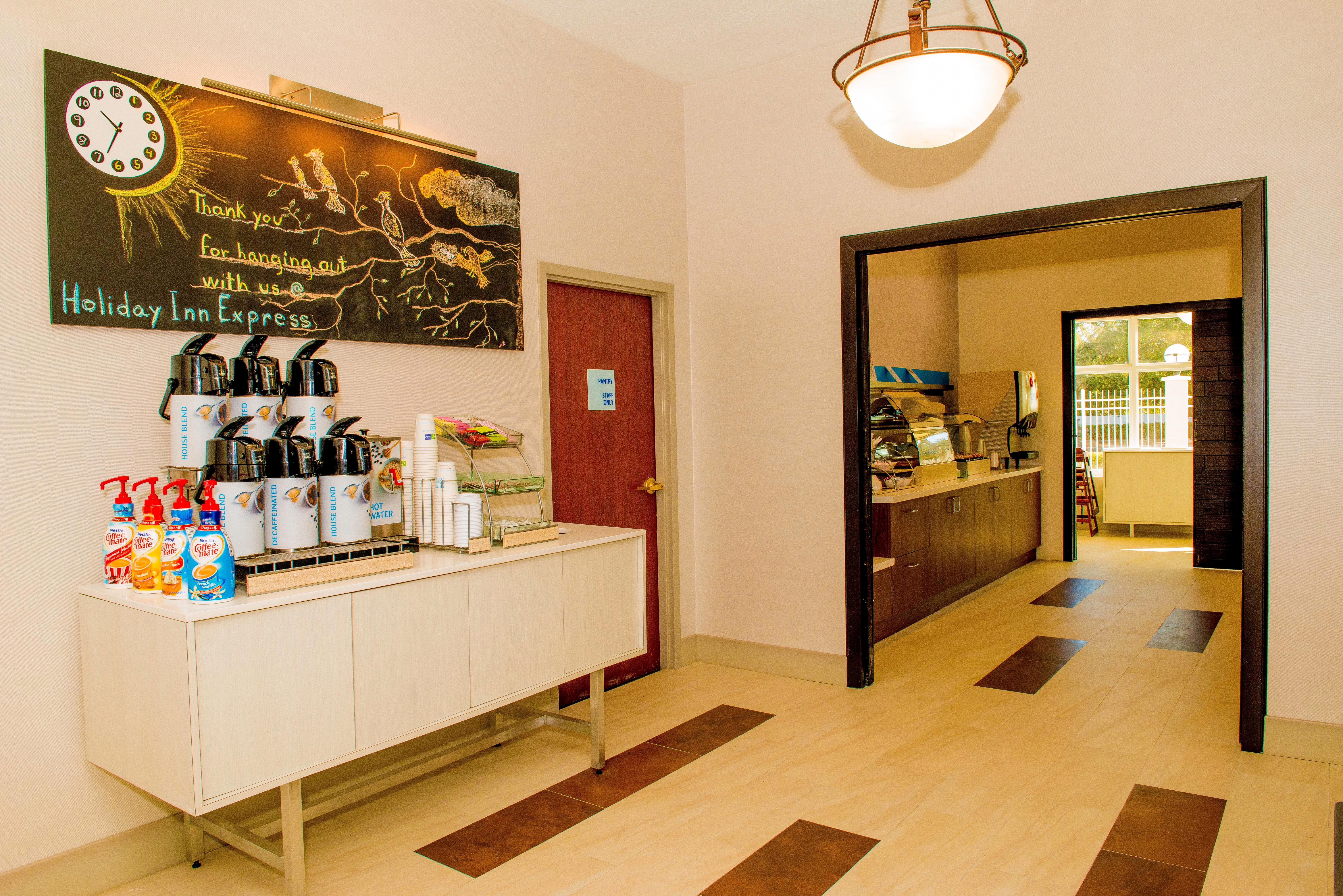 Holiday Inn Express St. Petersburg North / I-275 By Ihg Zewnętrze zdjęcie