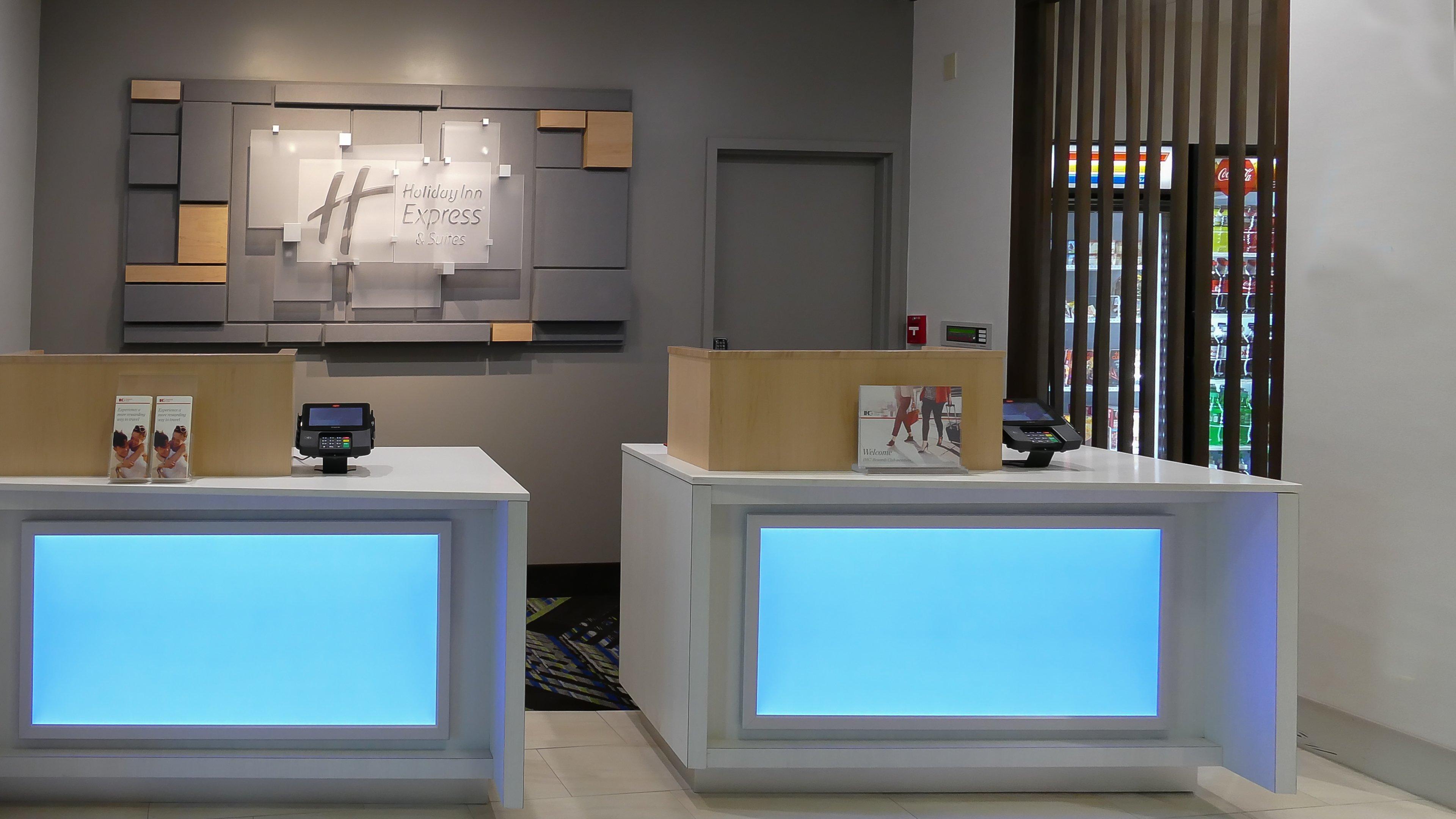 Holiday Inn Express St. Petersburg North / I-275 By Ihg Zewnętrze zdjęcie